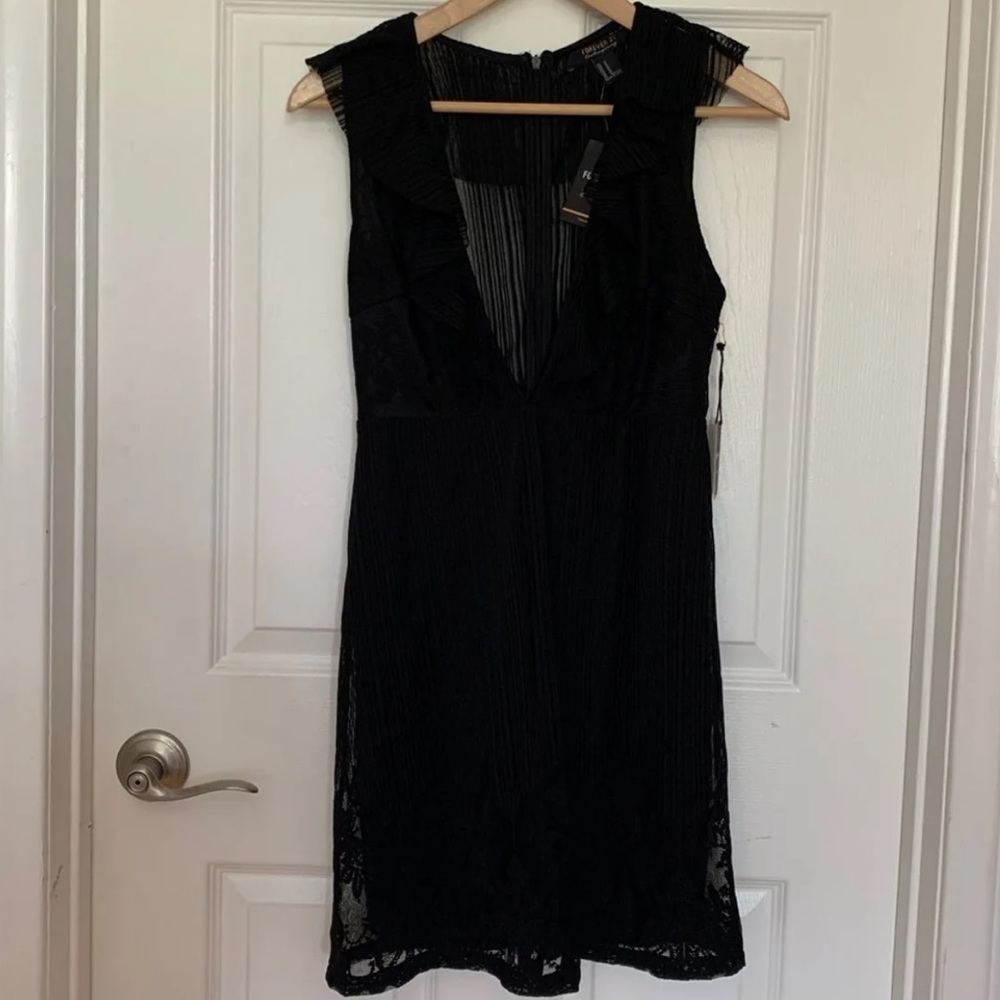 NWT FOREVER21 lace dress